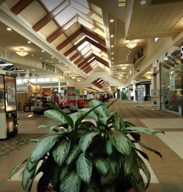 The Lakes Mall